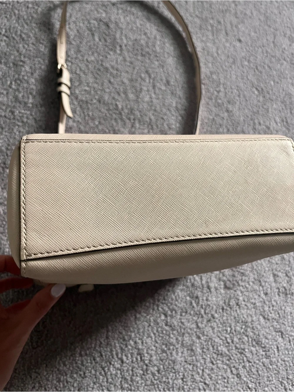 Coach parchment beige Leather Tote Bag with Gold Hardware